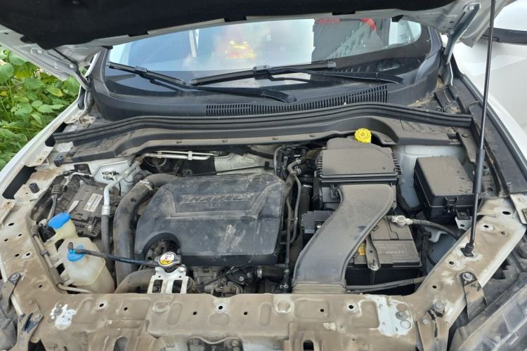 Used Haval H2s 2018 1.5T Dual-Clutch Fashion Edition Engine Bay