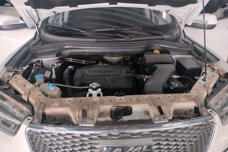 Used Haval H2s 2018 1.5T Dual-Clutch Fashion Edition Engine Bay