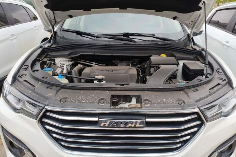 Used Haval H2s 2018 Blue Label 1.5T Dual-Clutch ZhiShang Model Engine Bay