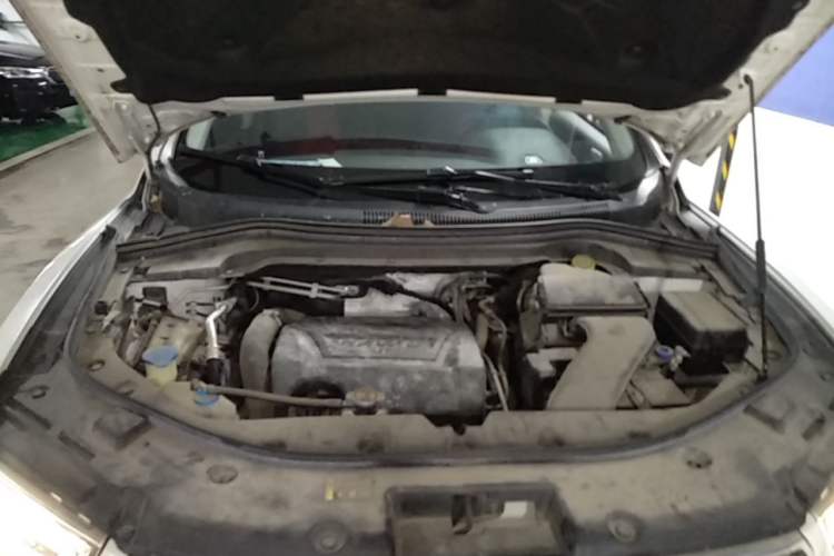 Used Haval H2s 2018 Red-Label 1.5T Dual-Clutch ZhiShang Model Engine Bay