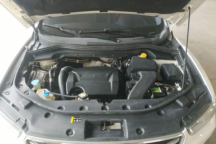 Used Haval H2s 2018 Red-Label 1.5T Dual-Clutch Elite Model Engine Bay