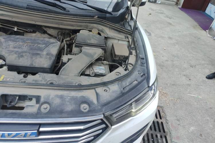 Used Haval H2s 2018 Blue Label 1.5T Dual-Clutch Comfort Model Engine Bay Left