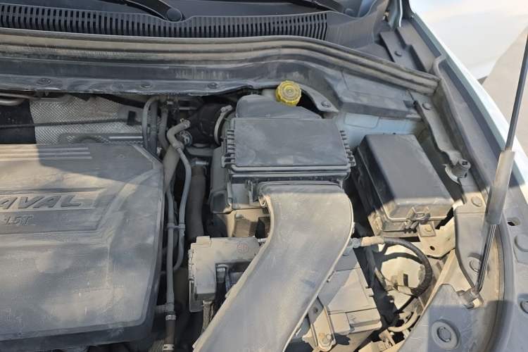 Used Haval H2s 2018 Blue Label 1.5T Dual-Clutch ZhiShang Model Engine Bay Left