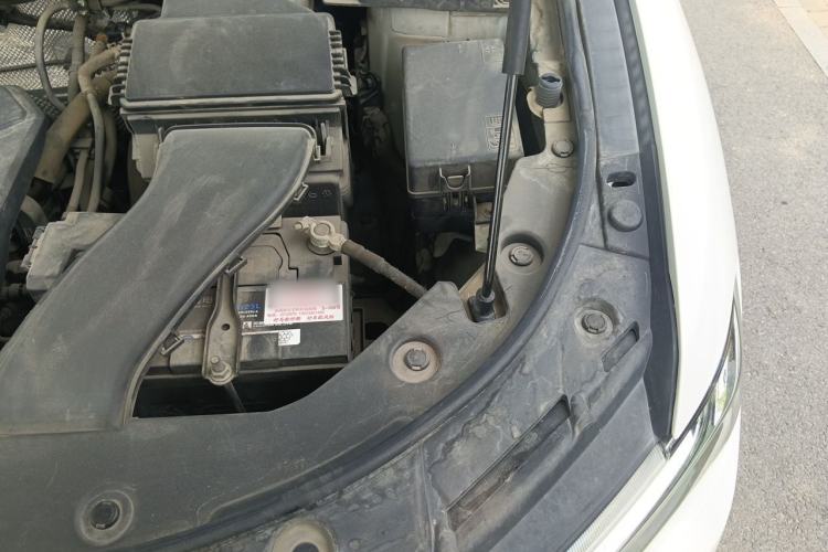 Used Haval H2s 2018 Blue Label 1.5T Dual-Clutch Fashion Edition Engine Bay Left