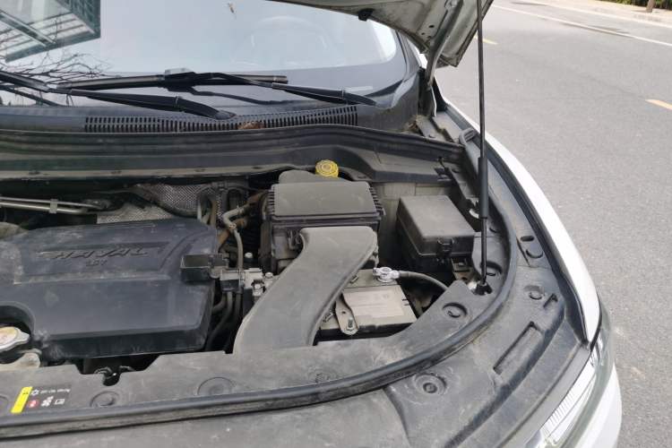 Used Haval H2s 2018 Blue Label 1.5T Dual-Clutch Luxury Model Engine Bay Left