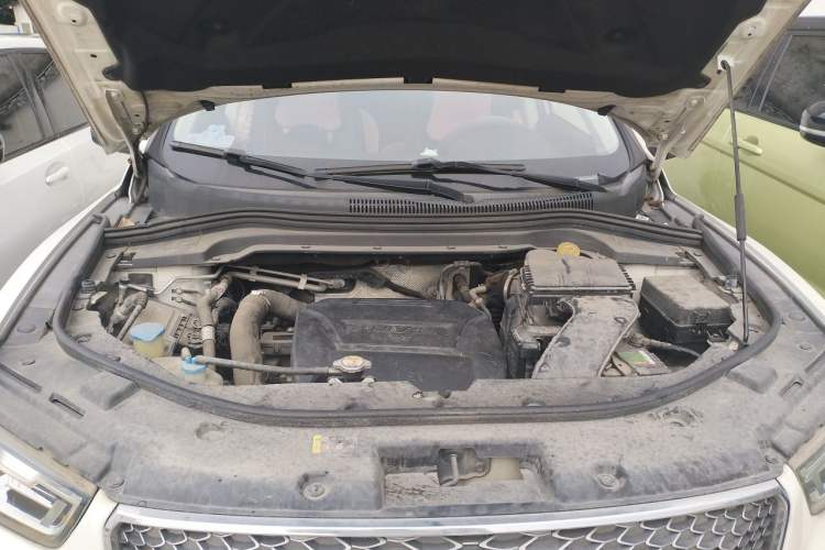 Used Haval H2s 2018 Red-Label 1.5T Dual-Clutch Elite Model Engine Bay