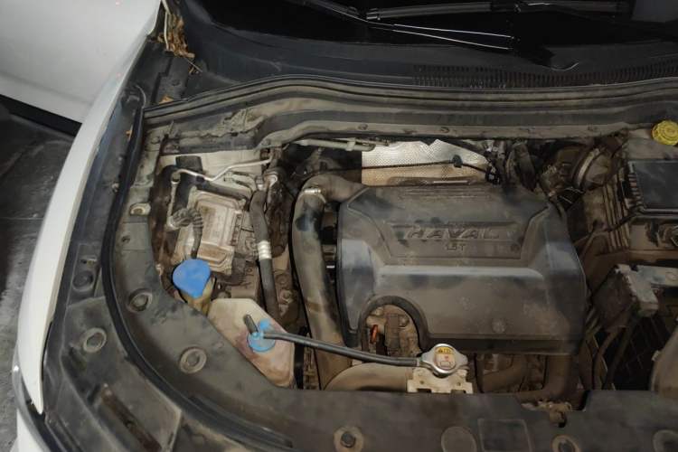 Used Haval H2s 2018 Blue Label 1.5T Dual-Clutch Luxury Model Engine Bay Right