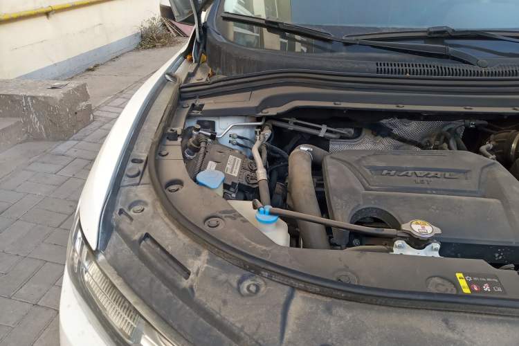 Used Haval H2s 2018 Blue Label 1.5T Manual Fashion Edition Engine Bay Right