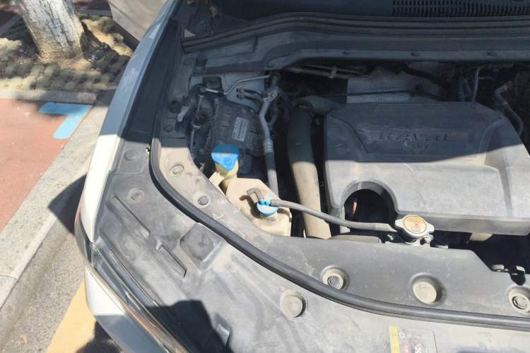Used Haval H2s 2018 Blue Label 1.5T Dual-Clutch Fashion Edition Engine Bay Right