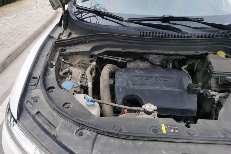Used Haval H2s 2018 Blue Label 1.5T Dual-Clutch Luxury Model Engine Bay Right
