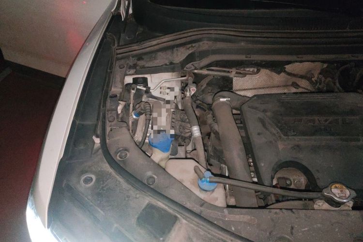 Used Haval H2s 2018 Red-Label 1.5T Manual Elite Model Engine Bay Right