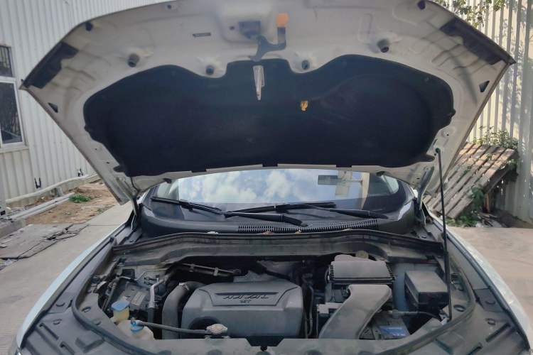 Used Haval H2s 2018 1.5T Dual-Clutch Fashion Edition Engine Bay