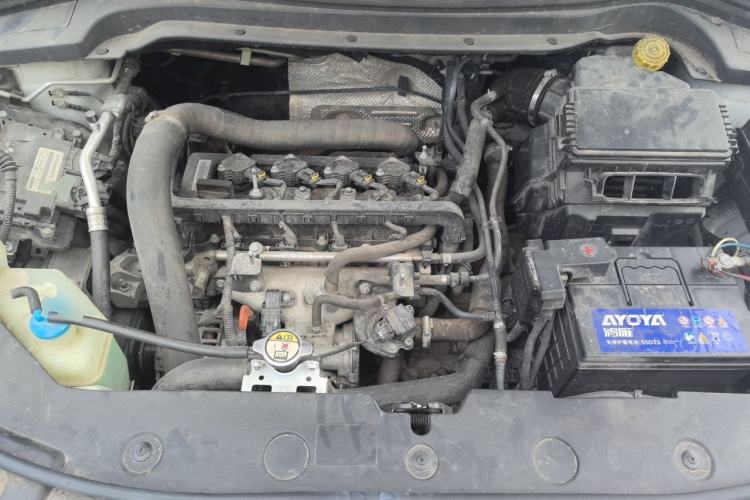 Used Haval H2s 2018 Blue Label 1.5T Dual-Clutch ZhiShang Model Engine Bay