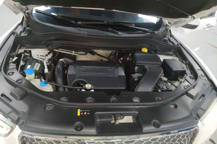 Used Haval H2s 2018 Red-Label 1.5T Manual Fashion Edition Engine Bay