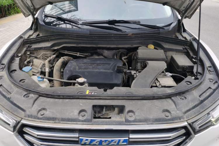 Used Haval H2s 2018 Blue Label 1.5T Dual-Clutch Luxury Model Engine Bay