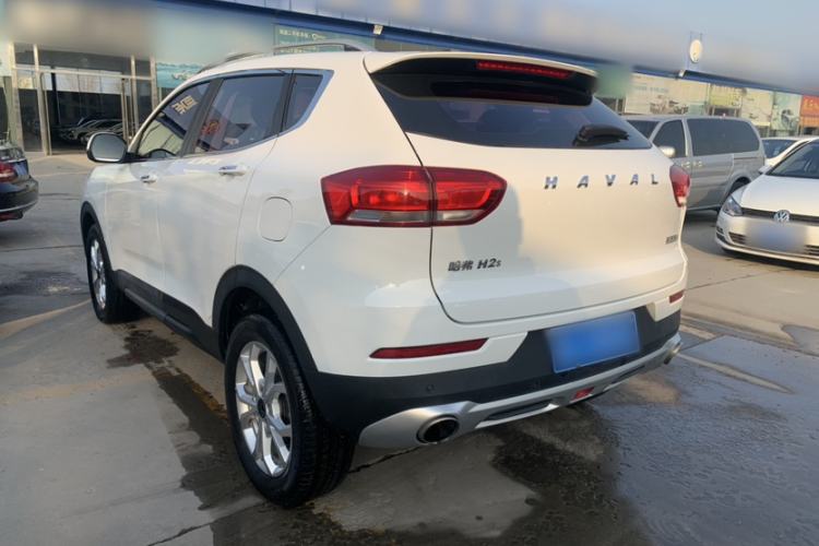 Used Haval H2s 2018 Red-Label 1.5T Dual-Clutch ZhiShang Model Exterior 3