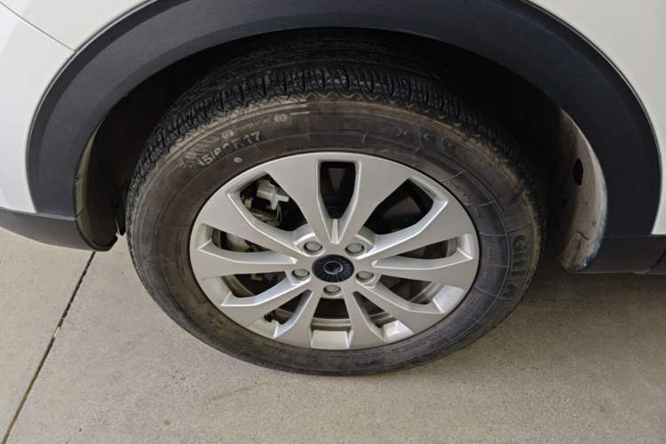 Used Haval H2s 2018 Blue Label 1.5T Dual-Clutch Fashion Edition Exterior 4