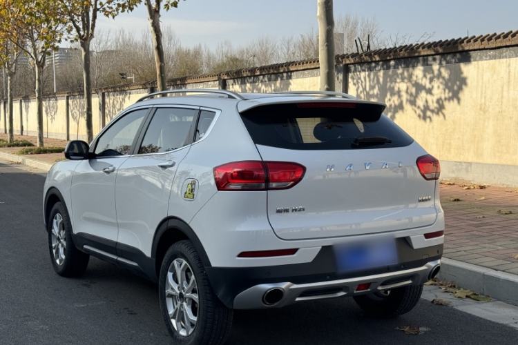 Used Haval H2s 2018 Red-Label 1.5T Dual-Clutch ZhiShang Model Exterior 4