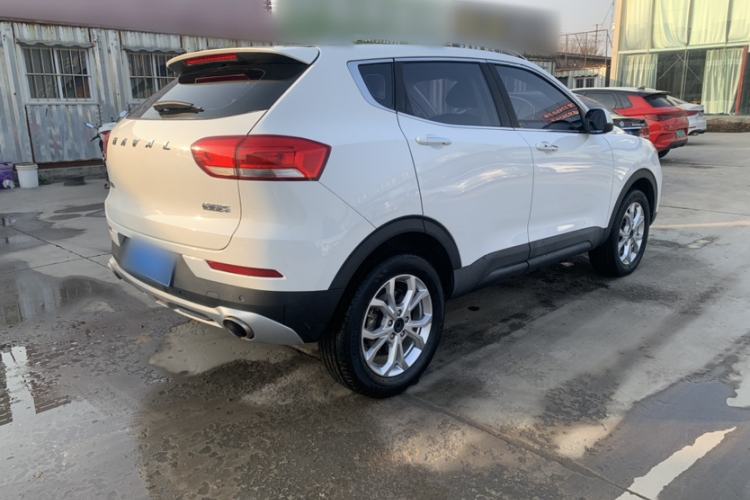 Used Haval H2s 2018 Red-Label 1.5T Dual-Clutch ZhiShang Model Exterior 4