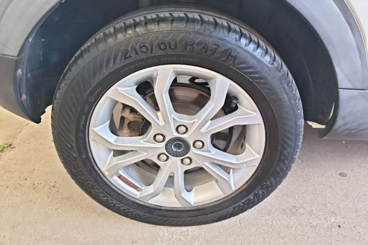 Used Haval H2s 2018 Red-Label 1.5T Dual-Clutch Comfort Model Exterior 5