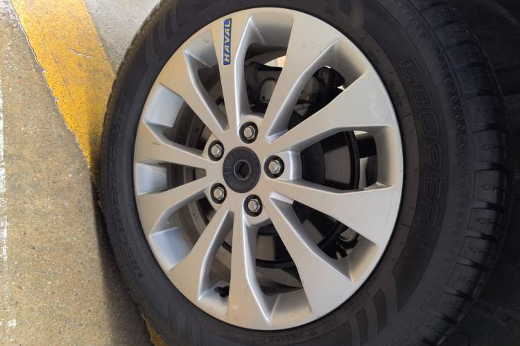 Used Haval H2s 2018 Blue Label 1.5T Dual-Clutch ZhiShang Model Exterior 5