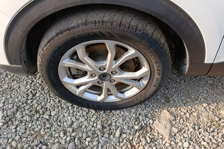 Used Haval H2s 2018 Red-Label 1.5T Dual-Clutch ZhiShang Model Exterior 7
