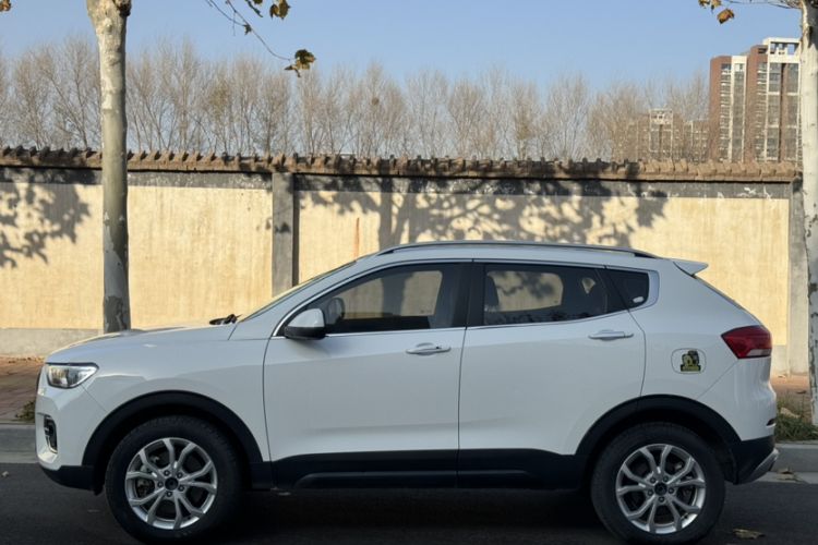 Used Haval H2s 2018 Red-Label 1.5T Dual-Clutch ZhiShang Model Exterior 7