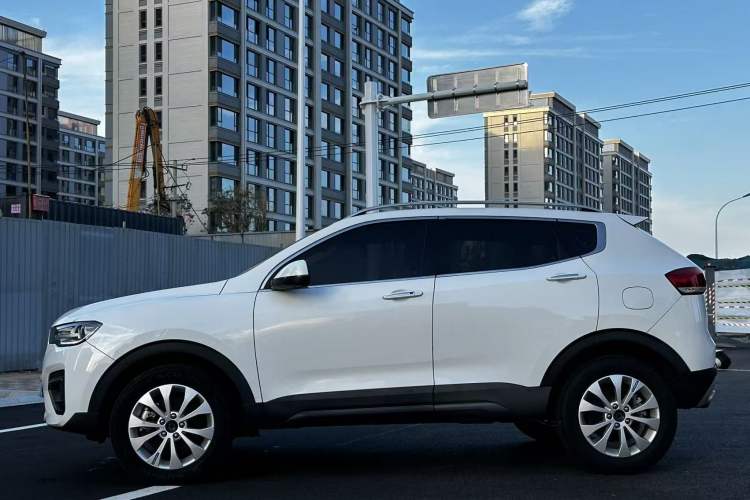 Used Haval H2s 2018 Blue Label 1.5T Dual-Clutch ZhiShang Model Exterior 7