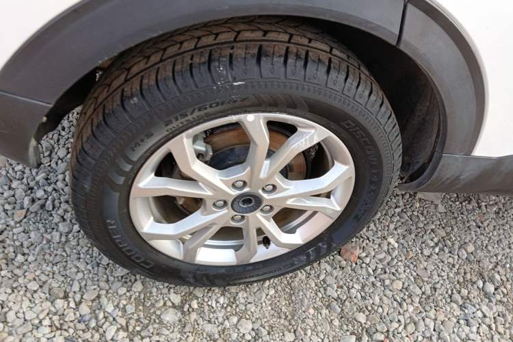 Used Haval H2s 2018 Red-Label 1.5T Dual-Clutch ZhiShang Model Exterior 8