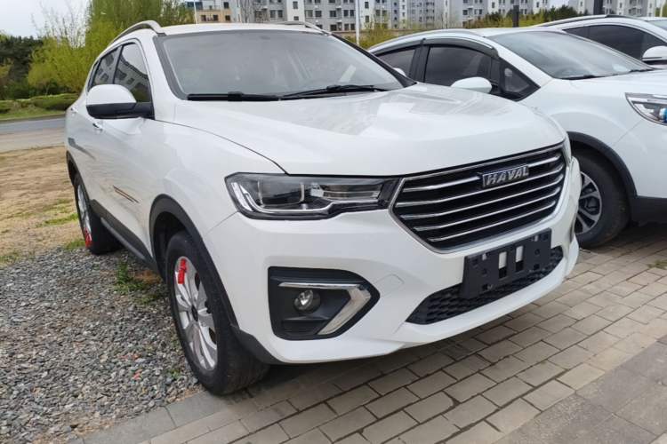 Used Haval H2s 2018 Blue Label 1.5T Dual-Clutch ZhiShang Model Front Right 45 Deg