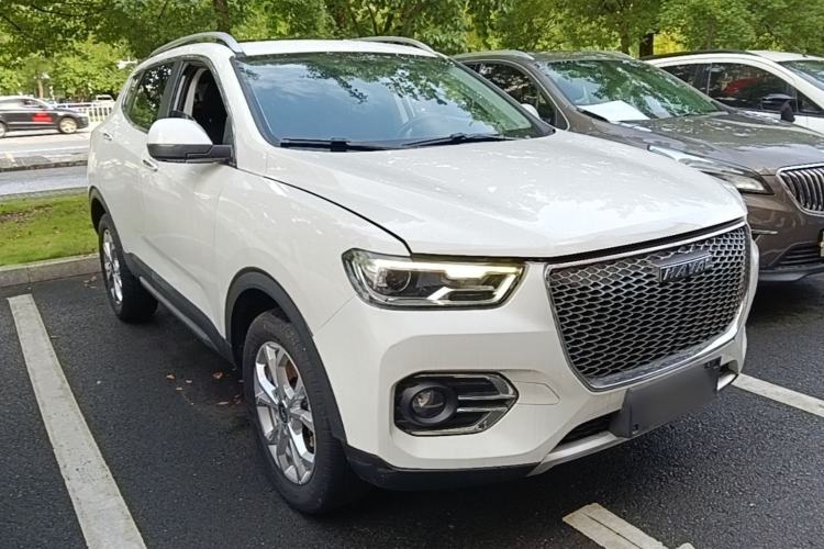 Used Haval H2s 2018 1.5T Dual-Clutch ZhiShang Model Front Right 45 Deg