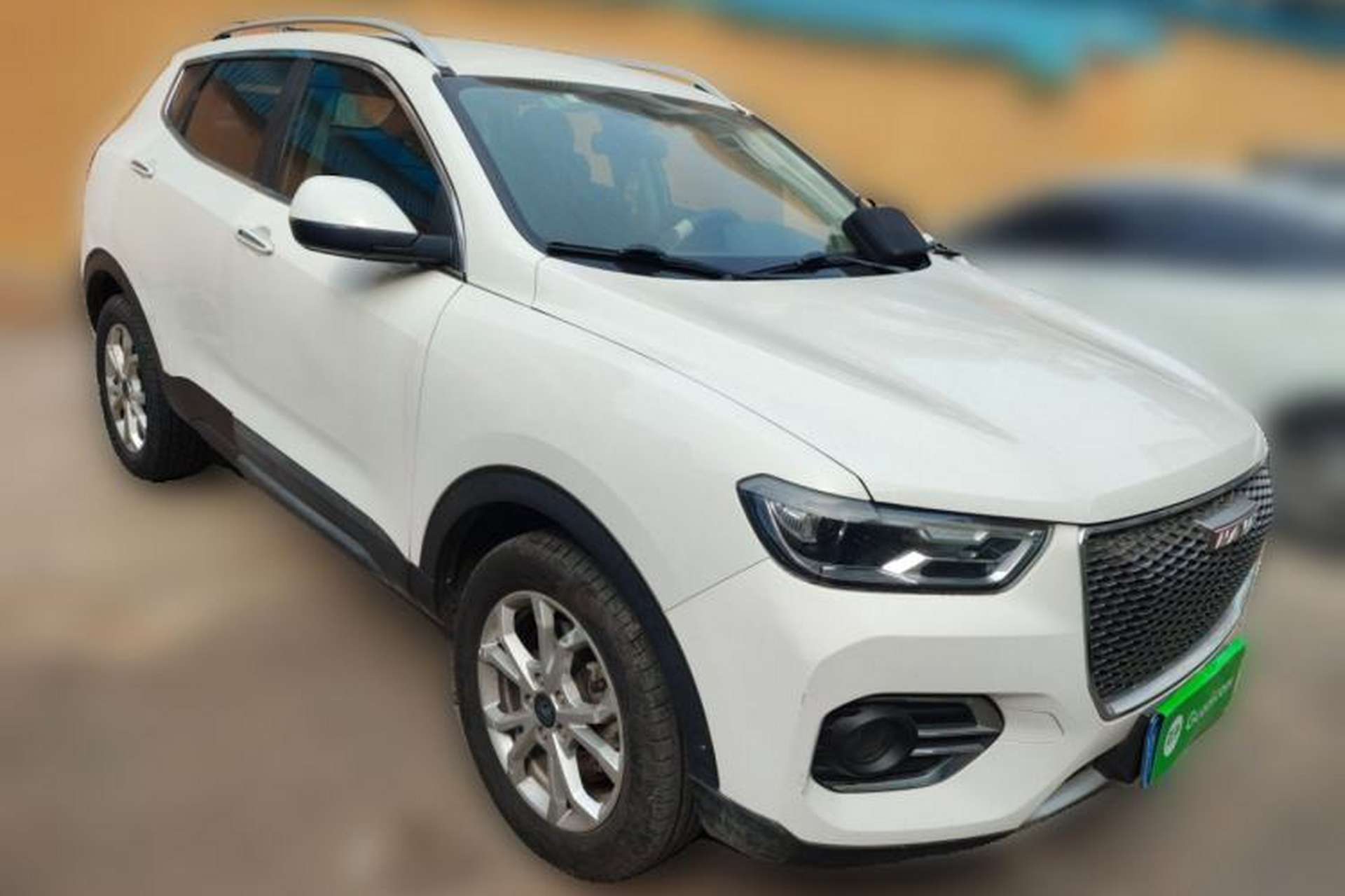 Used Haval H2s 2018 Red-Label 1.5T Manual Fashion Edition Front Right 45 Deg