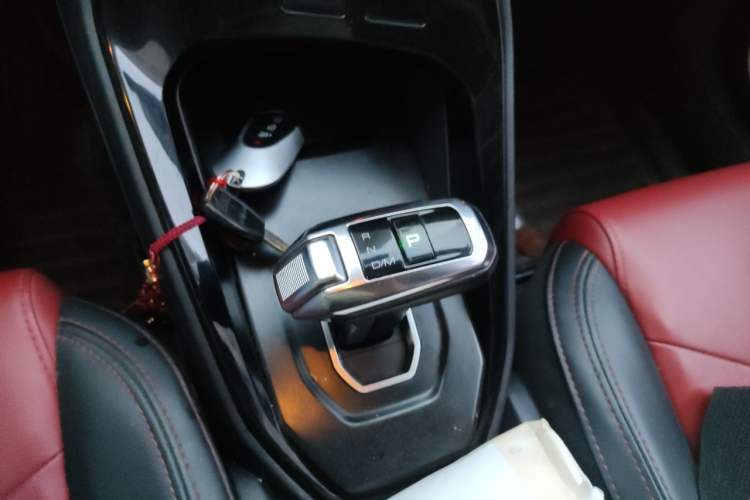 Used Haval H2s 2018 Blue Label 1.5T Dual-Clutch Elite Model Gear Lever