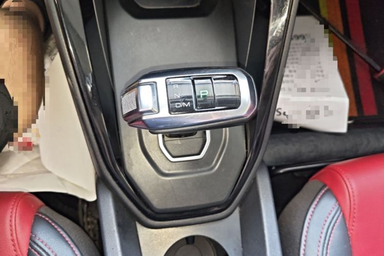 Used Haval H2s 2018 Red-Label 1.5T Dual-Clutch Comfort Model Gear Lever
