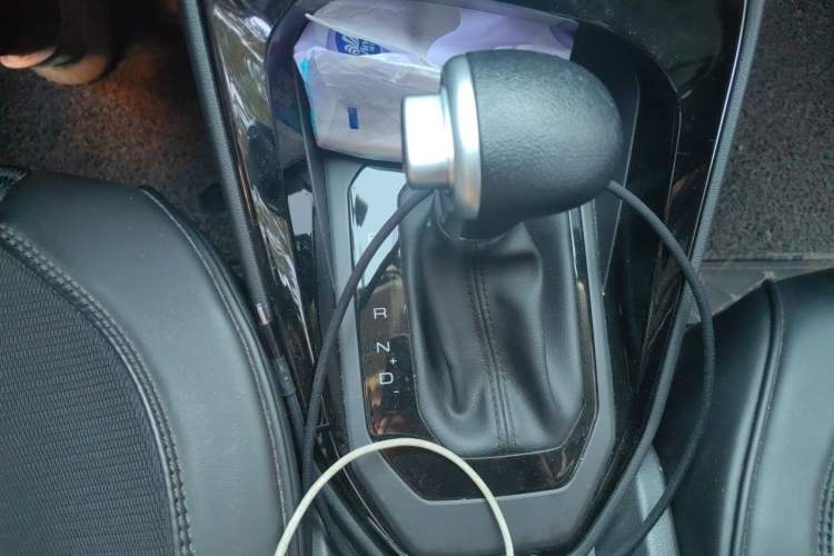 Used Haval H2s 2018 1.5T Dual-Clutch Fashion Edition Gear Lever