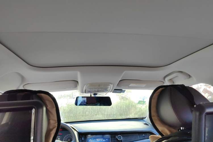 Used Haval H2s 2018 1.5T Dual-Clutch Fashion Edition Headliner