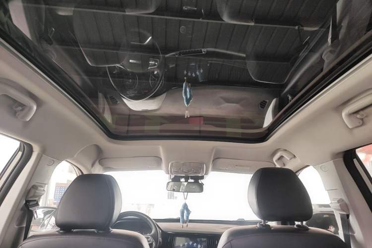 Used Haval H2s 2018 Red-Label 1.5T Dual-Clutch Luxury Model Headliner
