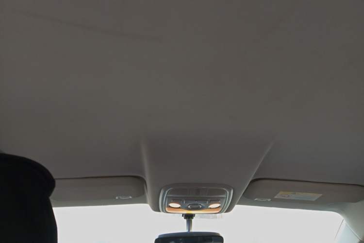 Used Haval H2s 2018 Blue Label 1.5T Manual Fashion Edition Headliner