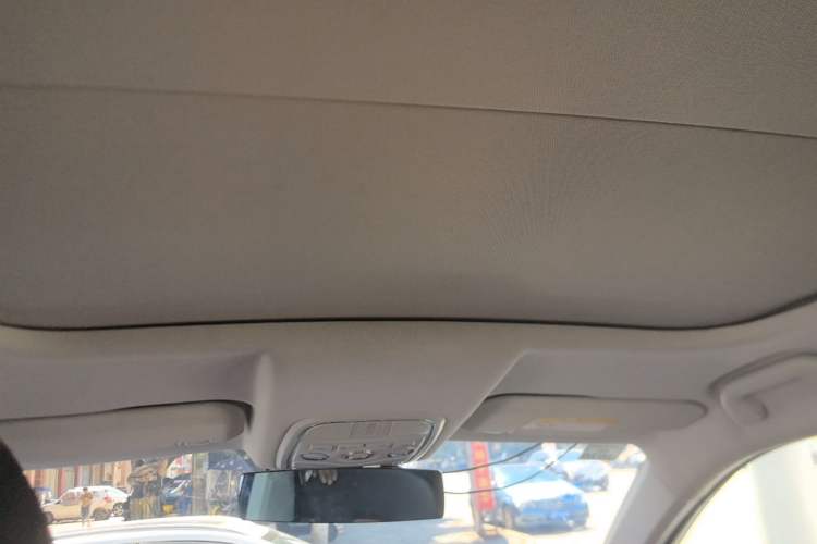 Used Haval H2s 2018 Blue Label 1.5T Dual-Clutch Luxury Model Headliner
