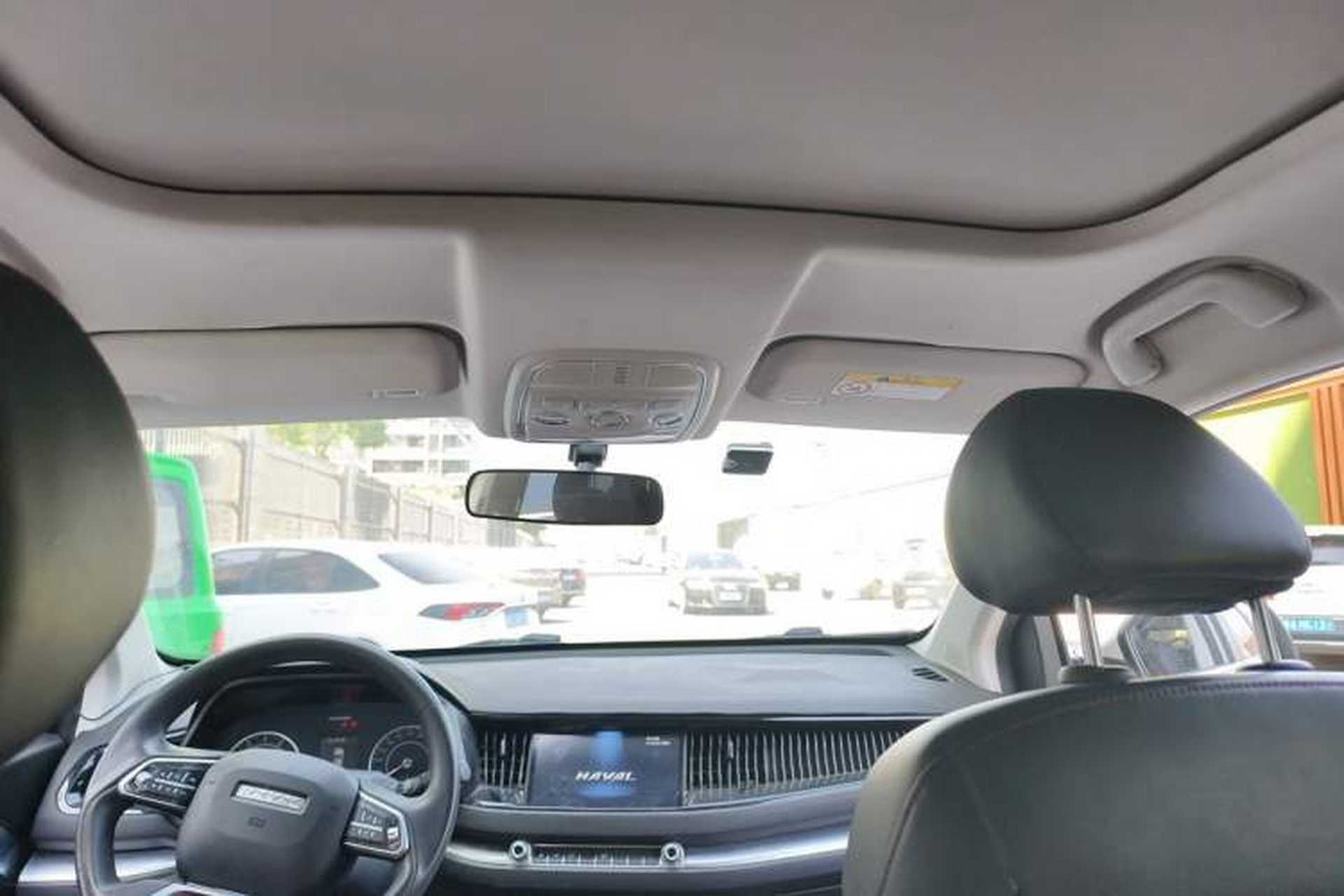 Used Haval H2s 2018 Blue Label 1.5T Dual-Clutch Fashion Edition Headliner