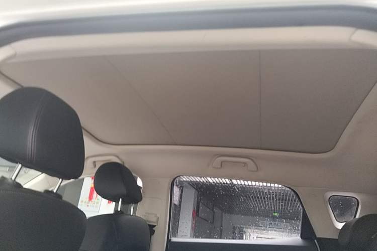 Used Haval H2s 2018 Blue Label 1.5T Dual-Clutch Luxury Model Headliner