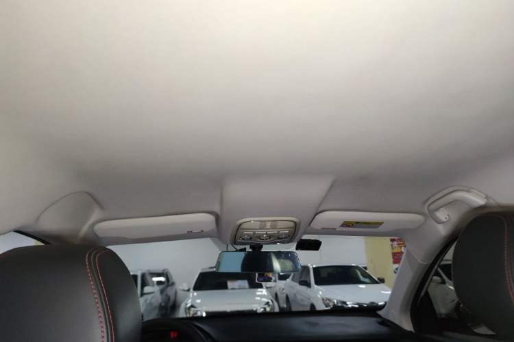 Used Haval H2s 2018 Red-Label 1.5T Manual Fashion Edition Headliner