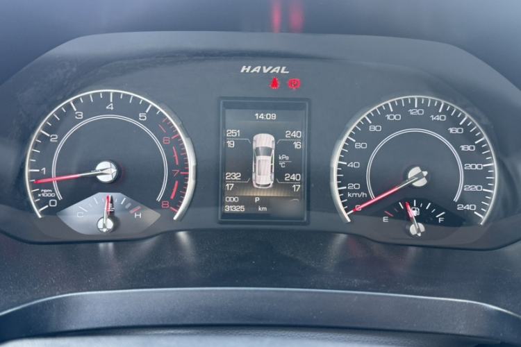 Used Haval H2s 2018 Red-Label 1.5T Dual-Clutch ZhiShang Model Instrument Cluster