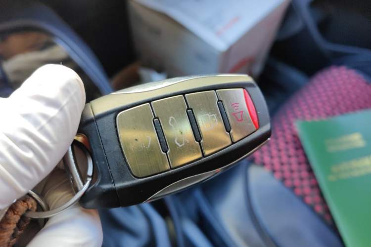 Used Haval H2s 2018 1.5T Dual-Clutch Fashion Edition Interior 1