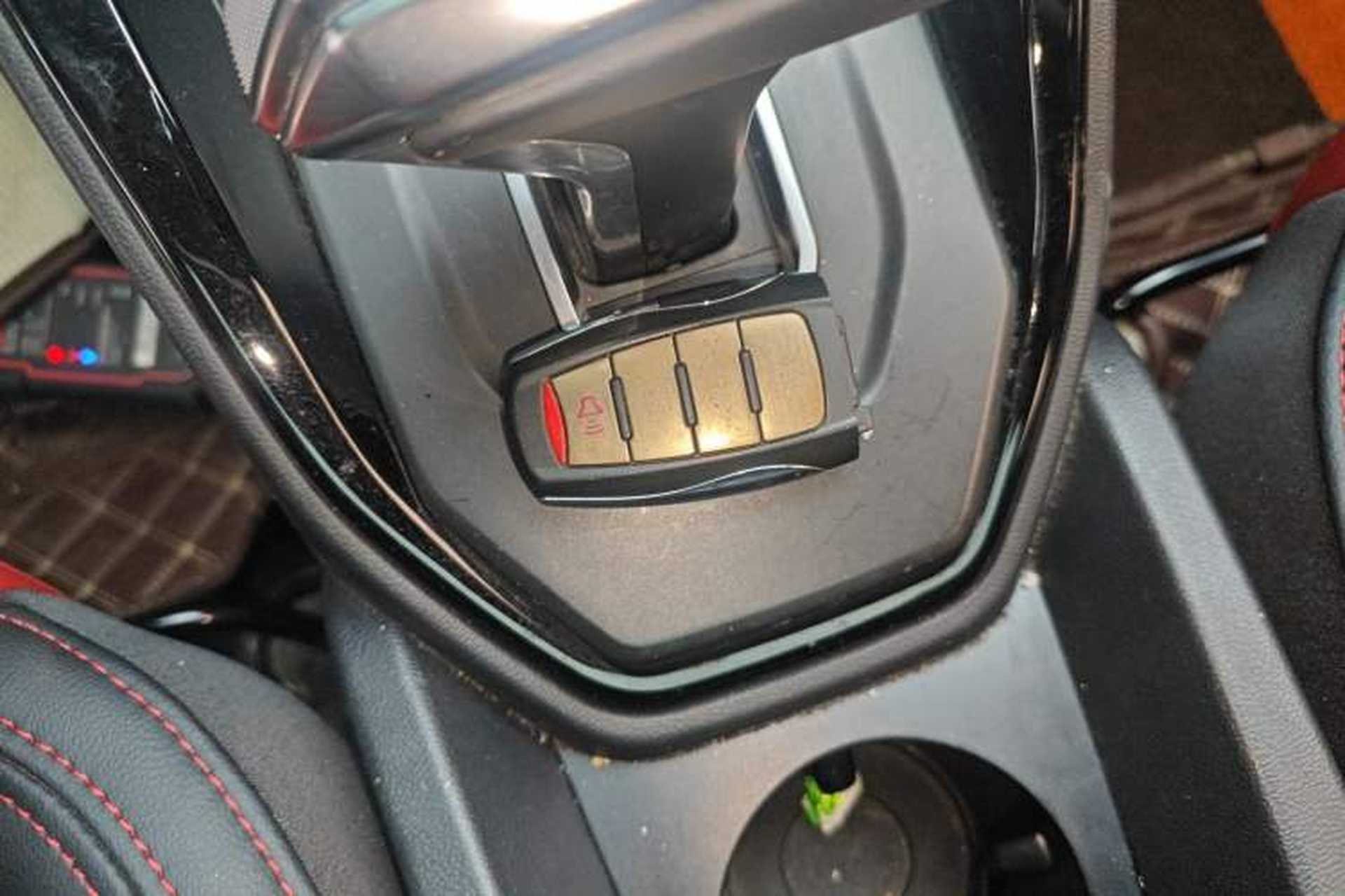 Used Haval H2s 2018 Red-Label 1.5T Dual-Clutch Elite Model Interior 1