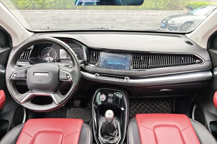 Used Haval H2s 2018 Red-Label 1.5T Manual Elite Model Interior 2