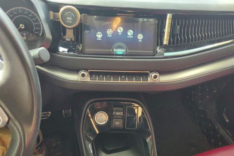 Used Haval H2s 2018 Red-Label 1.5T Dual-Clutch Luxury Model Interior 2
