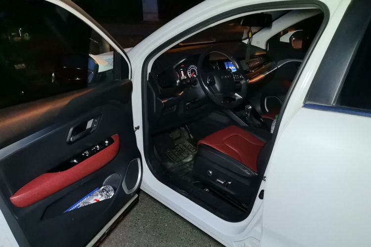 Used Haval H2s 2018 Red-Label 1.5T Dual-Clutch ZhiShang Model Interior 3
