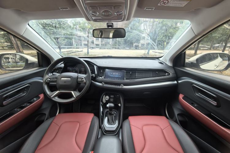 Used Haval H2s 2018 Blue Label 1.5T Dual-Clutch Fashion Edition Interior 4
