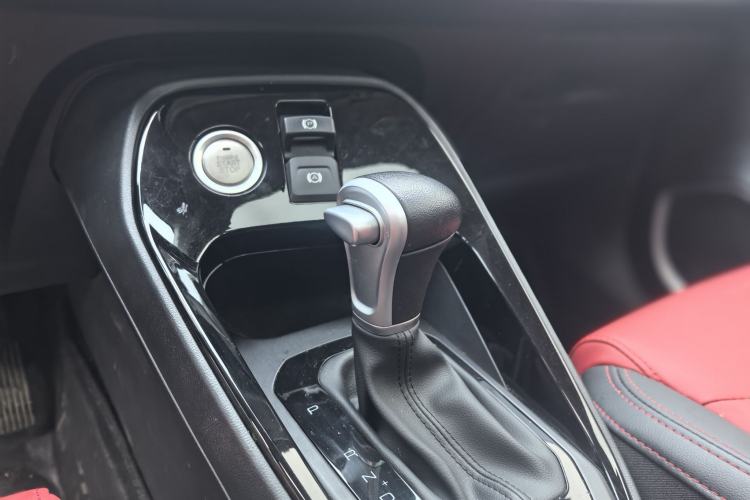 Used Haval H2s 2018 Blue Label 1.5T Dual-Clutch Fashion Edition Interior 6
